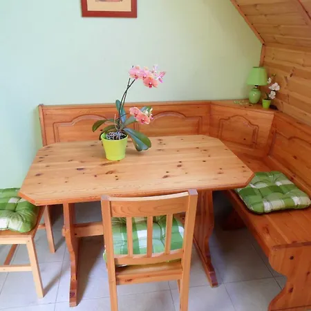 Apartment Apartman Petra